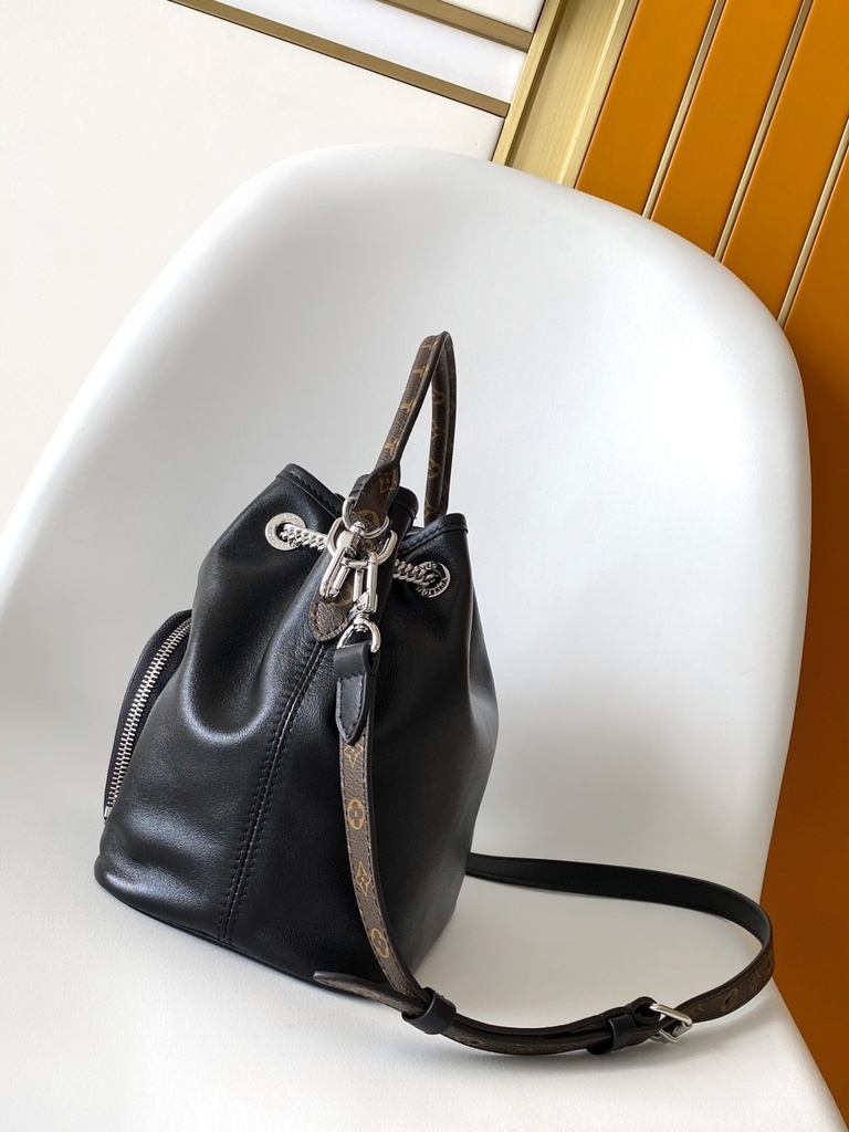 WhatsApp Image 2025-10-09 at 8.11.16 PM.jpeg