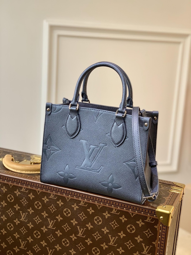 حقيبة يد نسائية LV