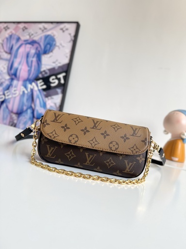 [M26587] حقيبة يد نسائية LV